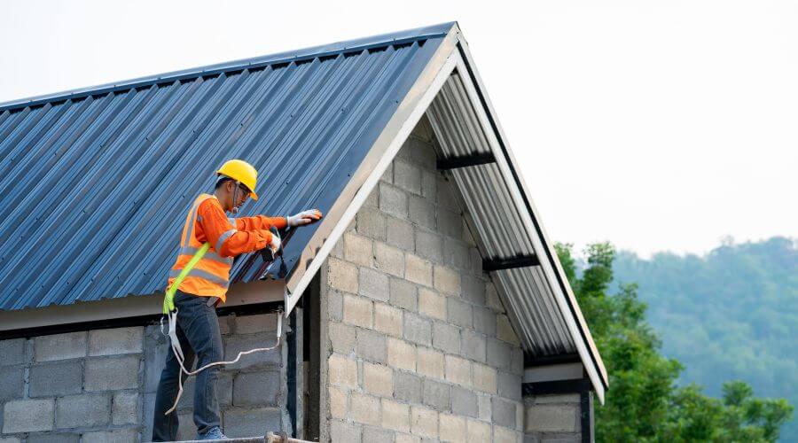 Expert top industrial roofings services in Ravendale, CA